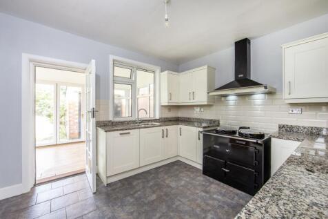Kitchen 01