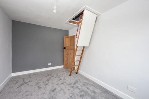 Bedroom 2 - 02