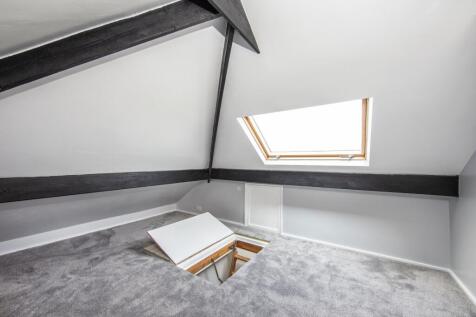 Loft Room 02