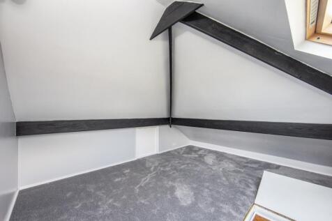 Loft Room 01