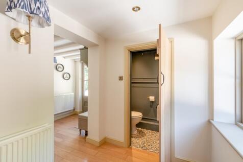 8654268-interior12