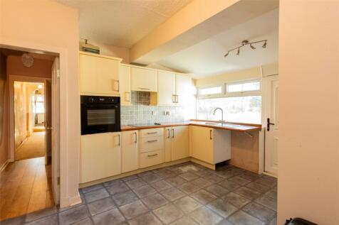 Cottage - Kitchen