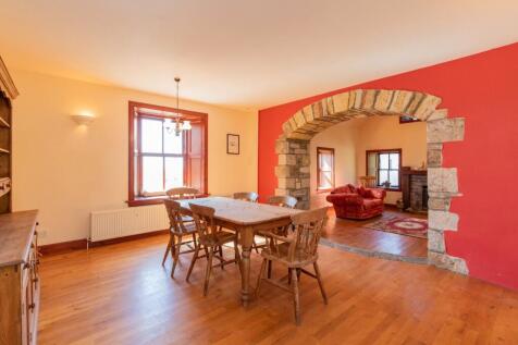Dining/Sitting Room