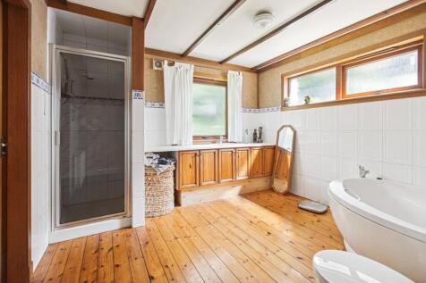 En Suite Bathroom