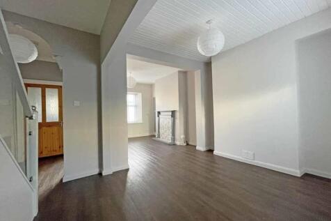 Lounge   Dining room