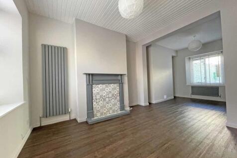 Living room (2) 