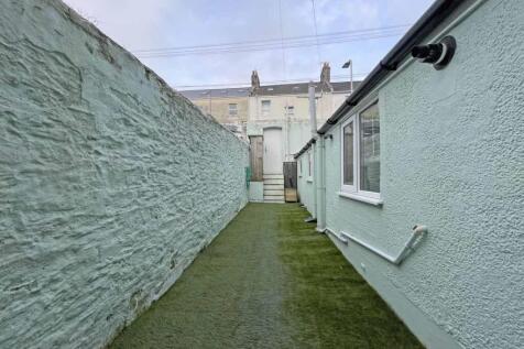 Courtyard (1)