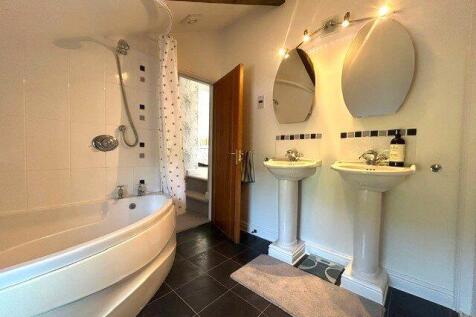 Bathroom (2) 