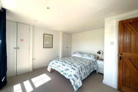 Bedroom 1 (1)