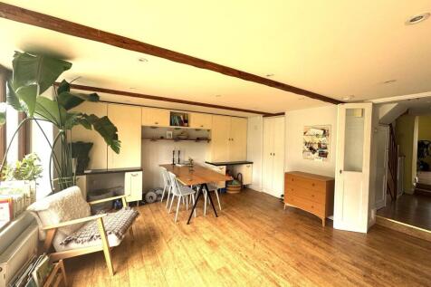 Dining area (1)