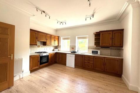 Kitchen Diner (1)