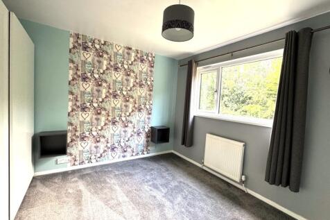 Bedroom 1 (1)
