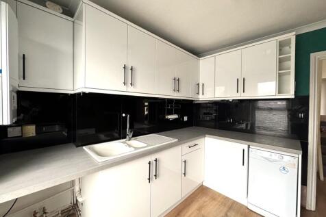Kitchen (1)