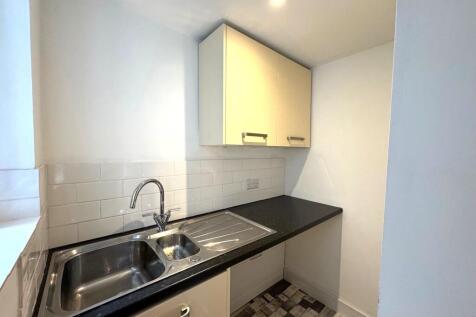Kitchen (2)
