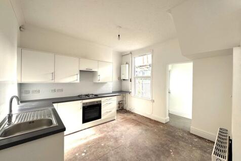 Kitchen (2)