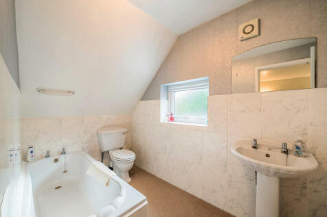 1369972-8-68fb692...