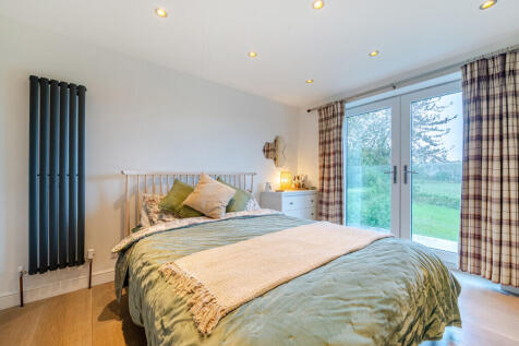 1371327-22-68f9f7...