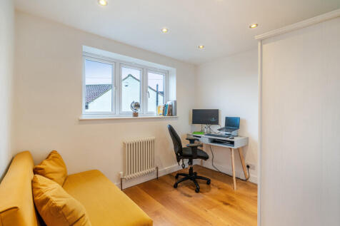 1371327-19-68f9f7...