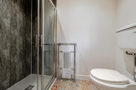 1371327-21-68f9f7...