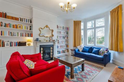 sitting room-1.jpg