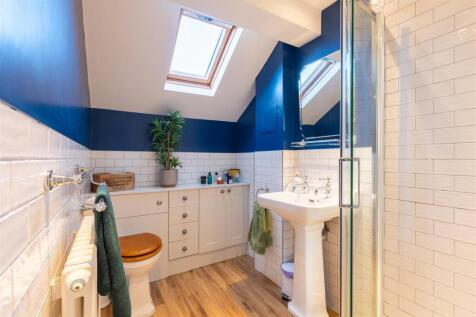 bathrooms-4.jpg