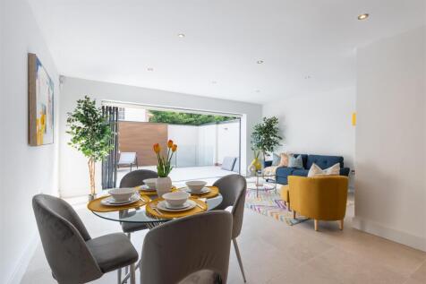 living room and kitchen-10.jpg