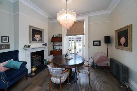 45 Leam Terrace-6.jpg