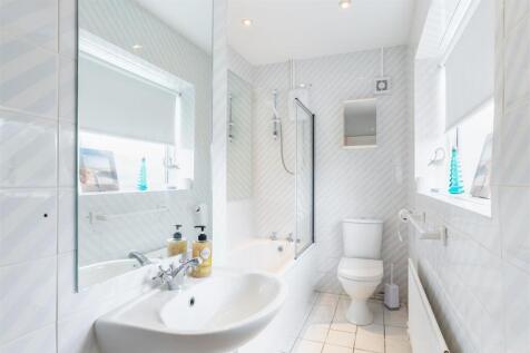 bathroom-1.jpg