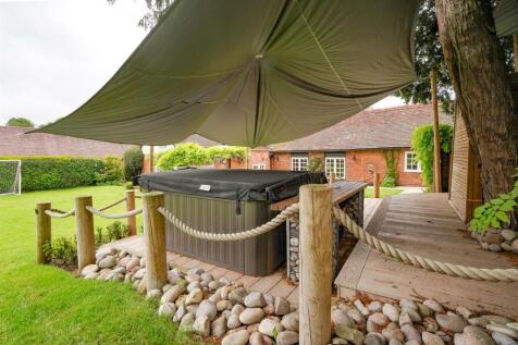 Pear Tree Cottage (40).jpg