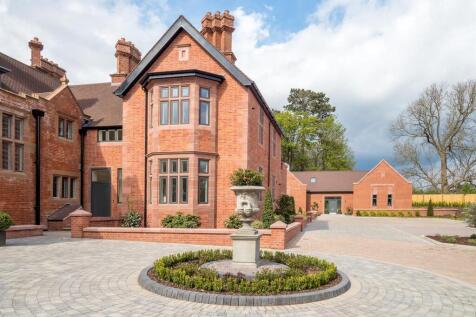 Milverton Hall - Exterior-5.jpg