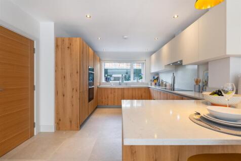 living room and kitchen-5.jpg
