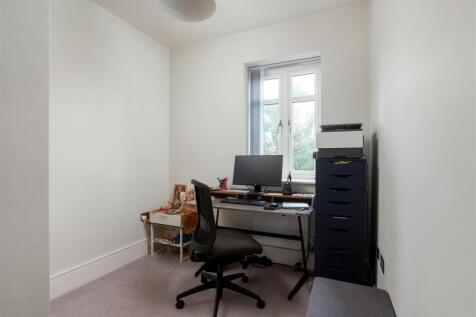 42 Cloister Way-12.jpg