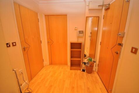 10 Corner House 003.jpg
