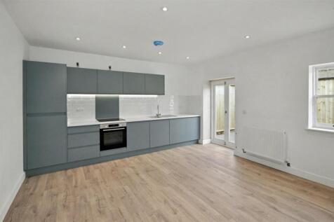 Living Room/Kitchen