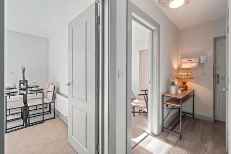 Rugby Rd Flat 140-11.jpg