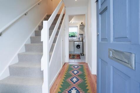 2 Lyndon Court-10.jpg