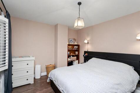 14 England Cresent-7.jpeg