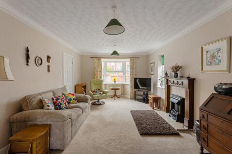 1 Duncombe Close-09.jpg