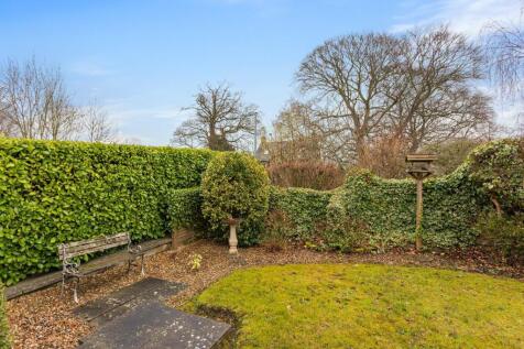 1 Duncombe Close-20.jpg