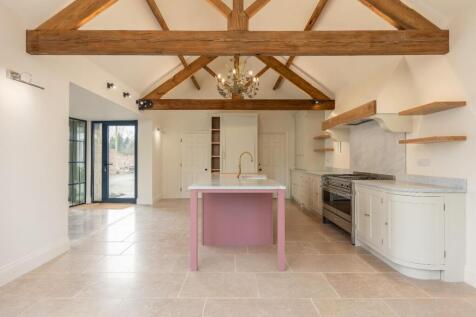 Lilac Barn Kitchen-4.jpg