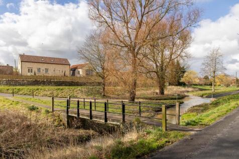 Lilac Barn External-11.jpg