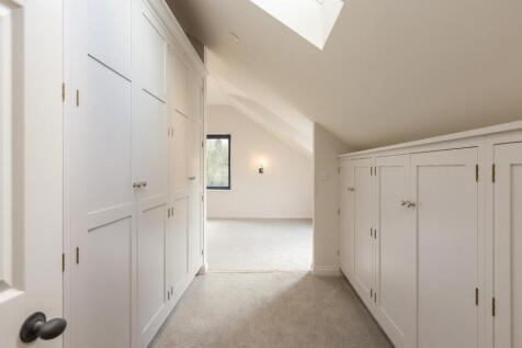 Lilac Barn Bedroom 2-1.jpg