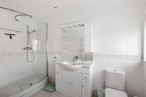 1 Ashwood Close-03.jpg