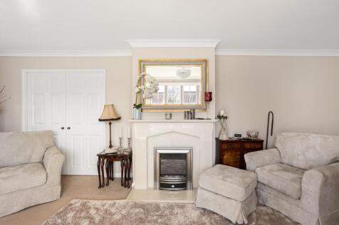 1 Ashwood Close-09.jpg