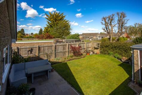 35 Hambleton Road-23.jpg
