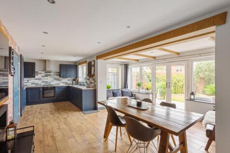 26 Harvest Road-15.jpg