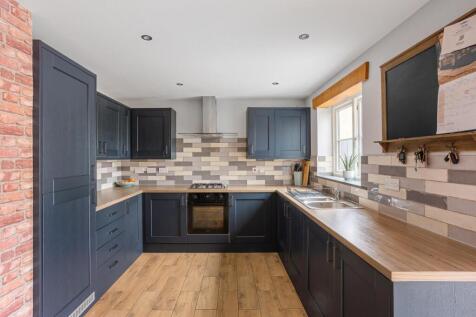 26 Harvest Road-14.jpg