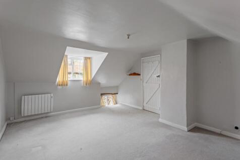 Swallows Cottage-02.jpg