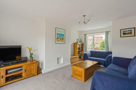 25 Howe Road-09.jpg