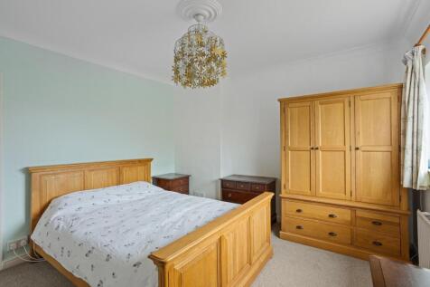 25 Howe Road-04.jpg